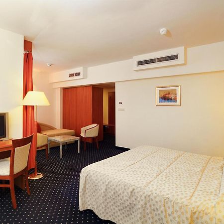 Marko Polo Maradiso Hotel By Aminess Korčula Oda fotoğraf
